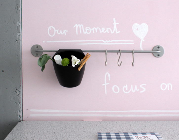 "Девичья Нора" или "Легко быть Девочкой"