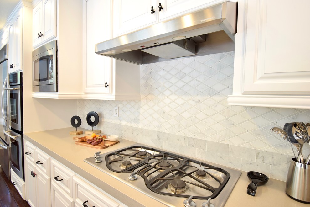 Inspiration for a transitional kitchen remodel in Orange County