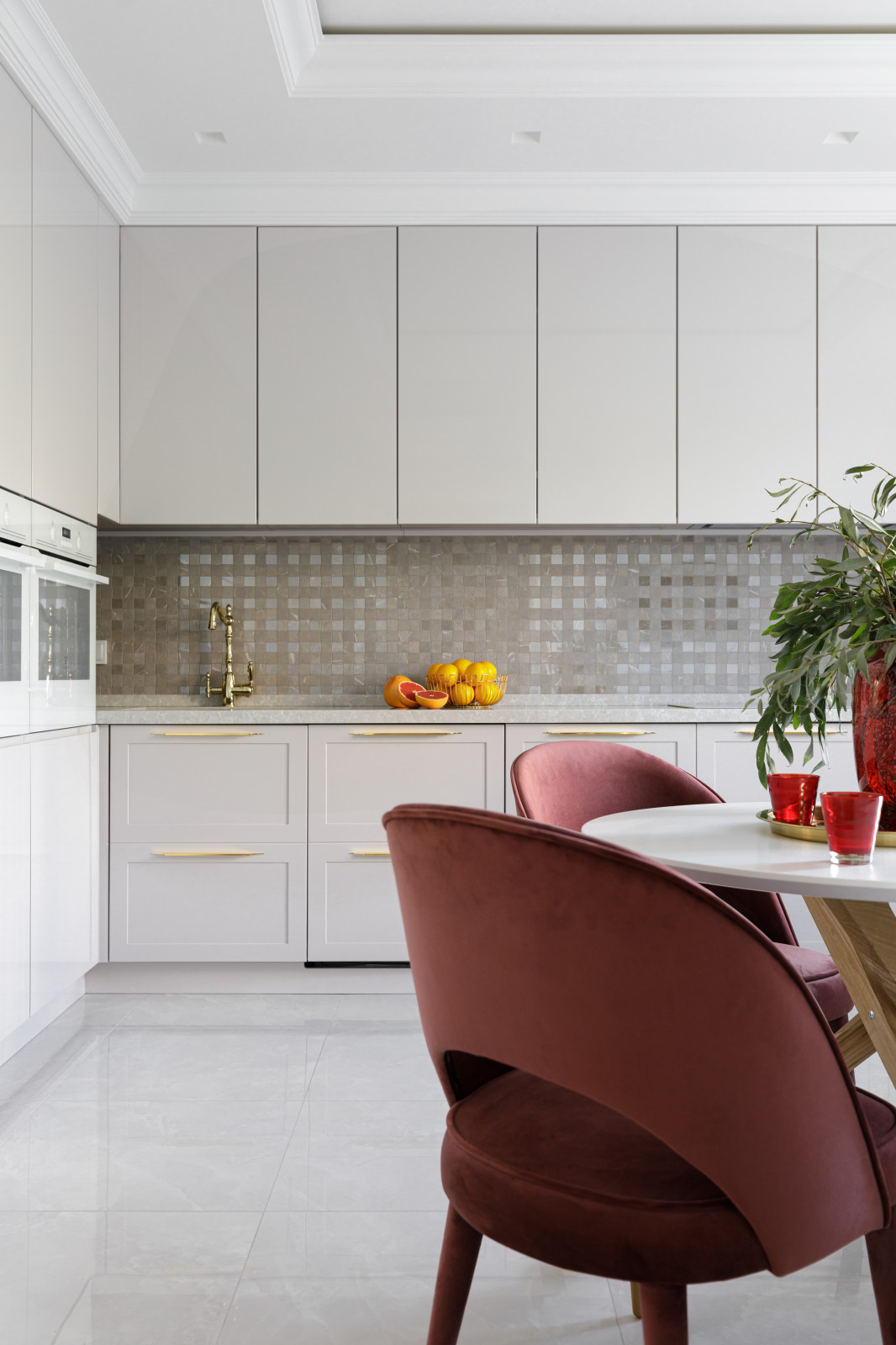 Квартира 125м2 | GOLD ACCENT | Неоклассика и модерн с латунными акцентами