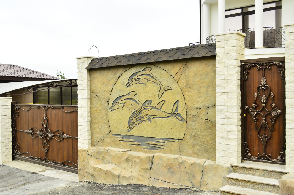 Ворота и калитка скованым накладным орнаментом