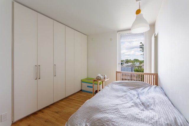 国見ヶ丘の家 minimalistisch-schlafzimmer