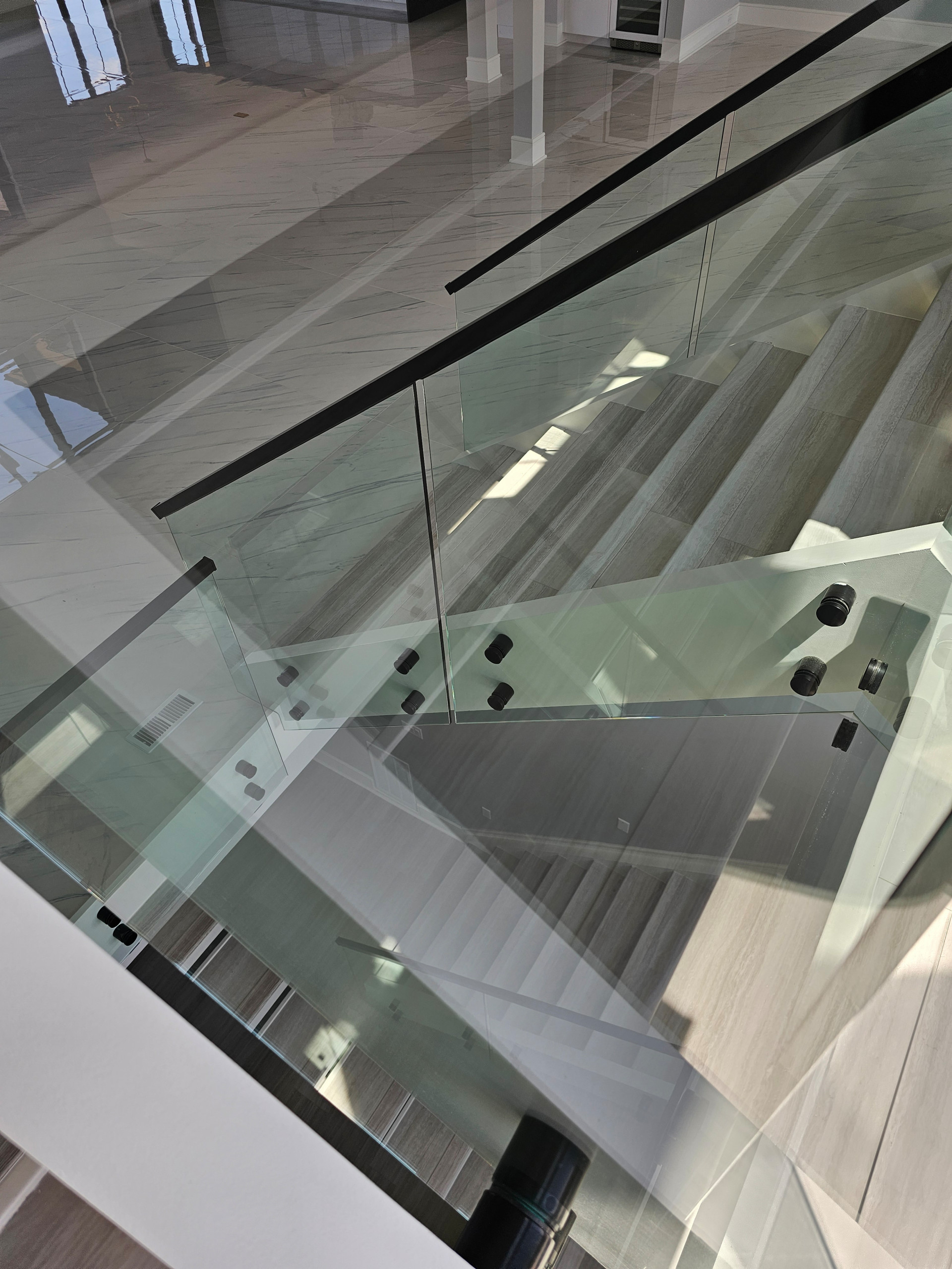 125_Modern Open Rise Stair with Glass Balustrade, Aldie, VA 20105