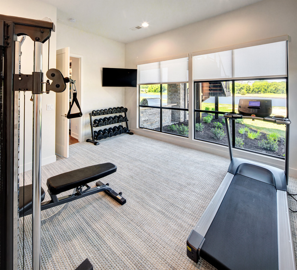 This is an example of a contemporary home gym in Kansas City.
