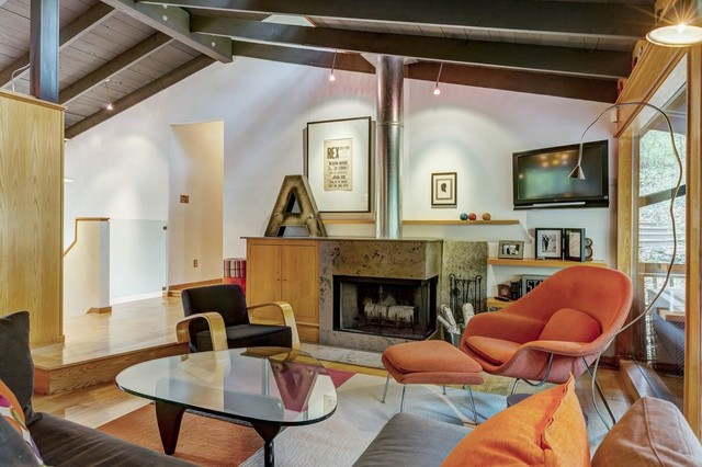 S&PB Renovation/Addition midcentury-living-room