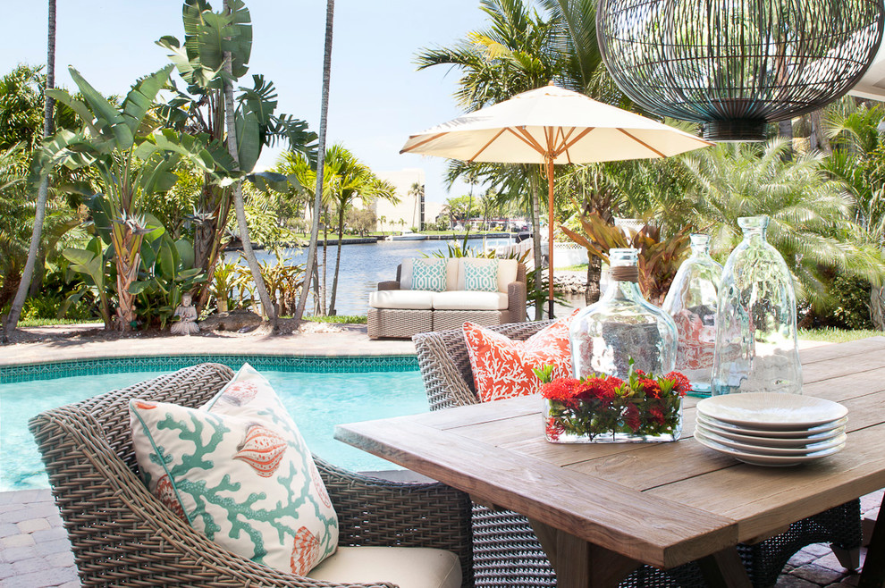 Example of a transitional pool design in Miami