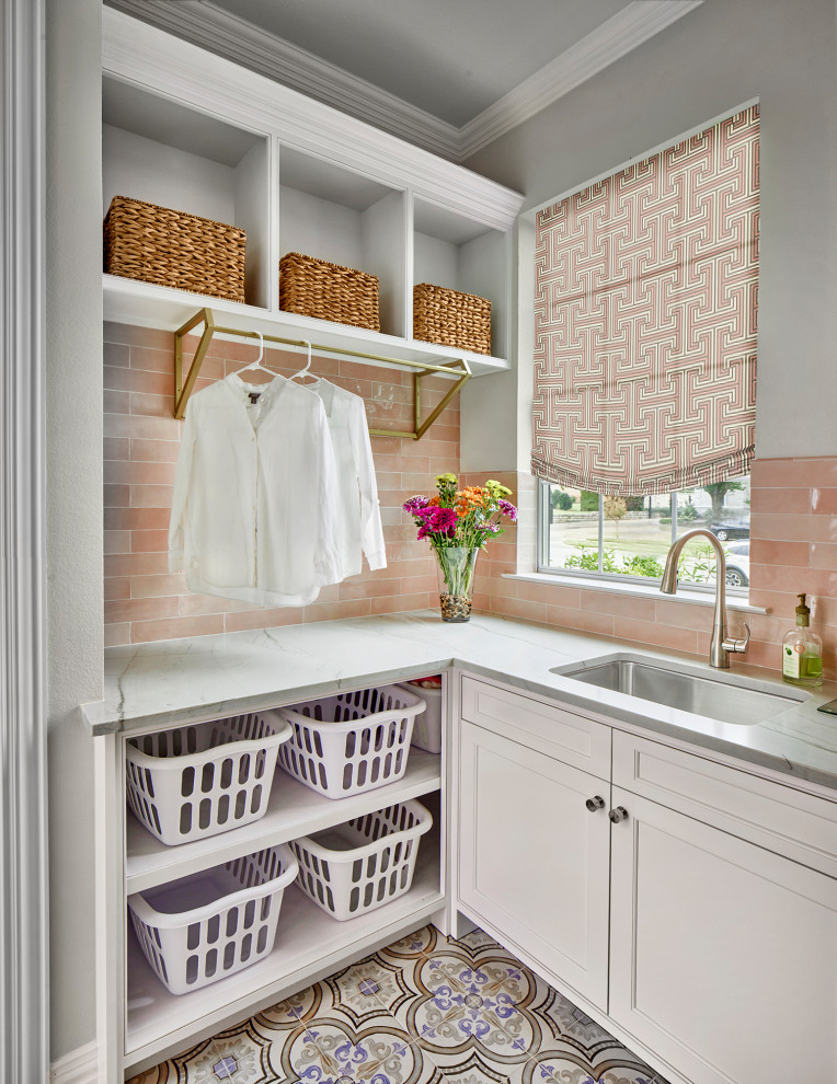 Inspiration for a transitional laundry room in Dallas.
