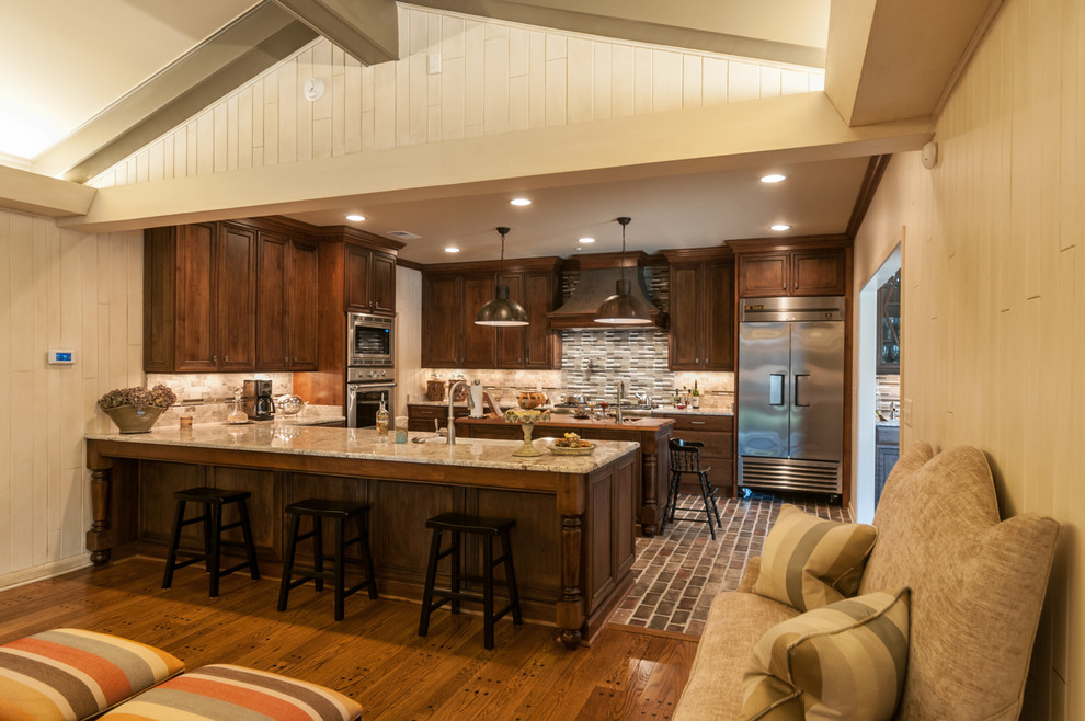 Home design - traditional home design idea