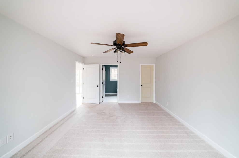 Home design - transitional home design idea