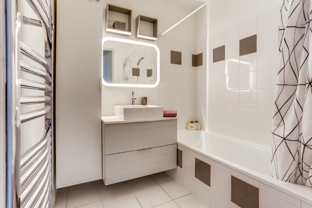 Coup de jeune aux Chartrons modern-bathroom