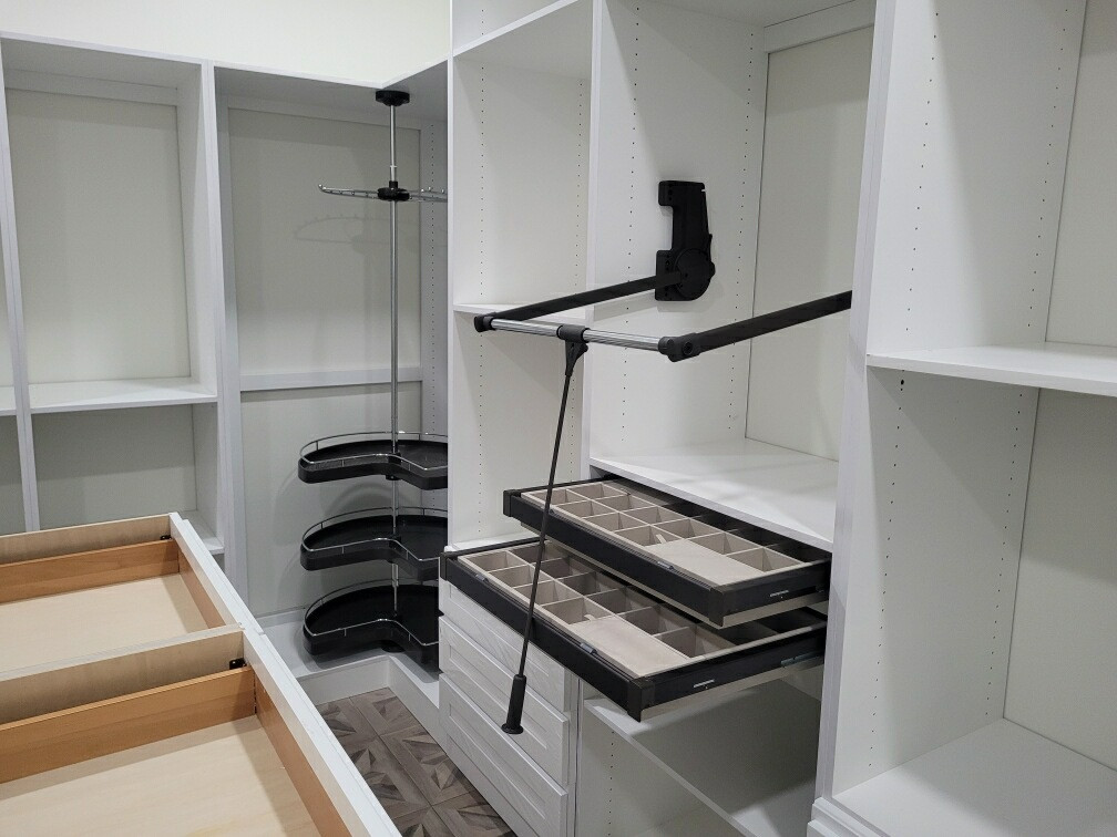 Custom Closet