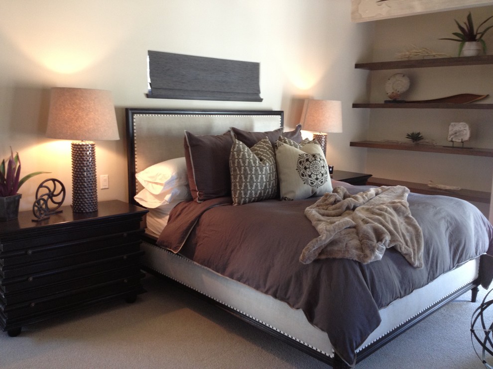 This is an example of a country bedroom in Santa Barbara.