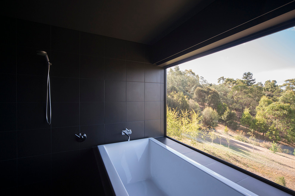 This is an example of a mid-sized contemporary bathroom in Hobart.