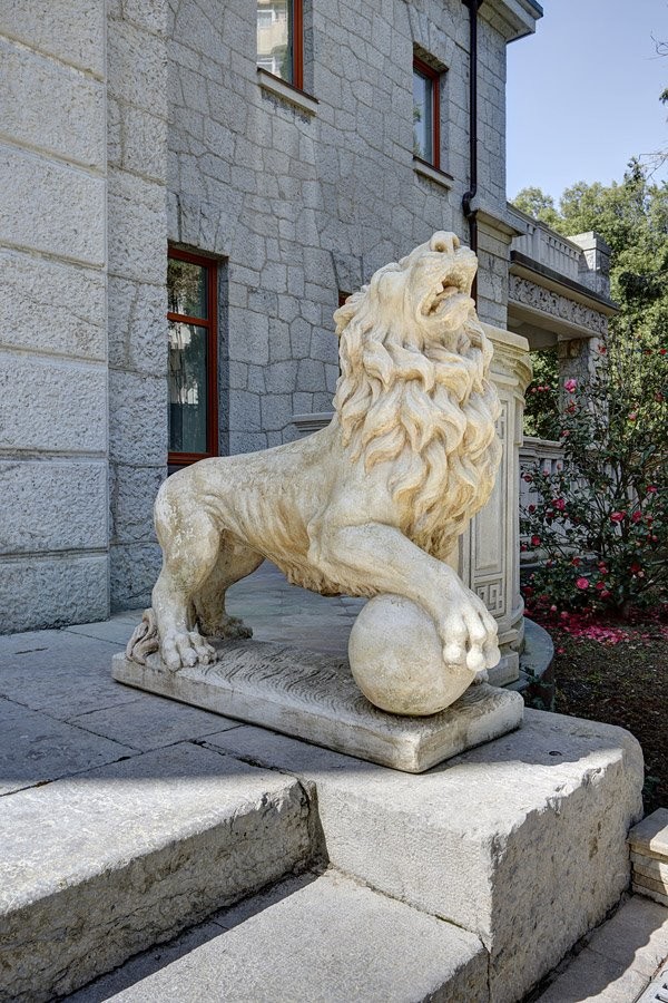 Дача «Мурад-Авур» Н.Н. Комстадиуса в Мисхоре