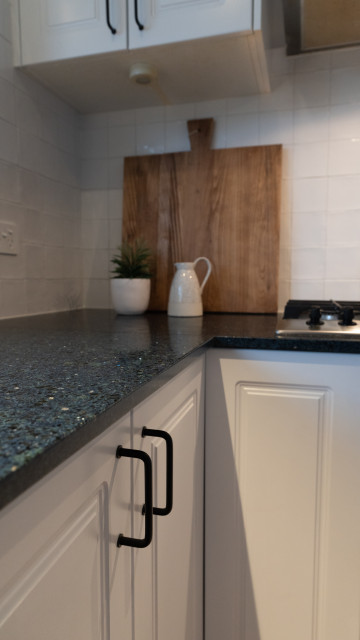 Kitchen Makeover contemporary-koek