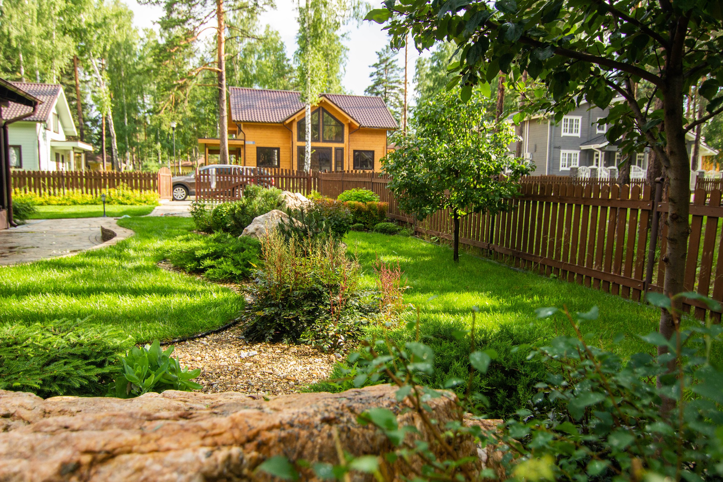 У леса на опушке