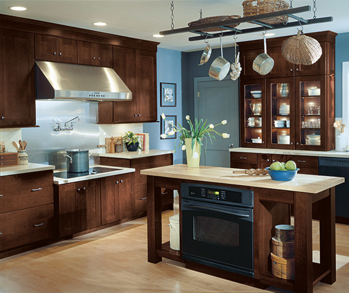Inspiration for a transitional kitchen remodel in Indianapolis