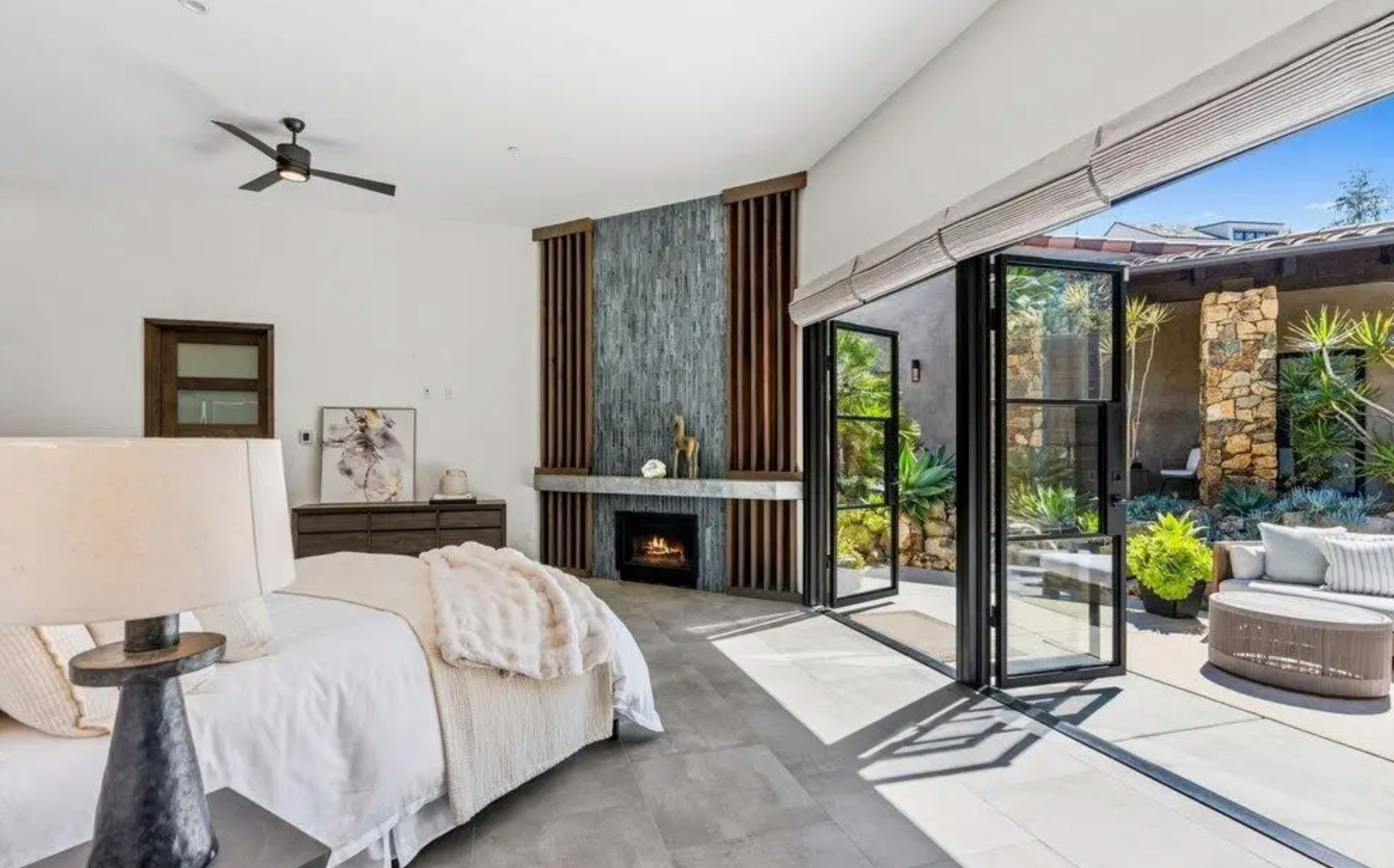 Encinitas CA luxury home staging