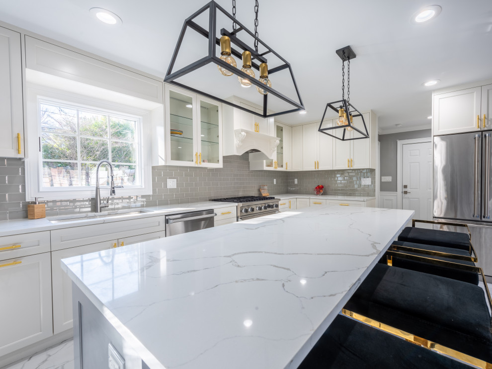 Inspiration for a transitional kitchen remodel in New York