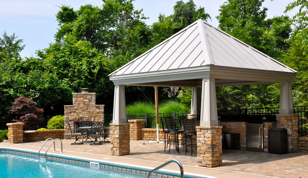 Cincinnati Landscaping - Traditional - Patio - Cincinnati - by Tepe