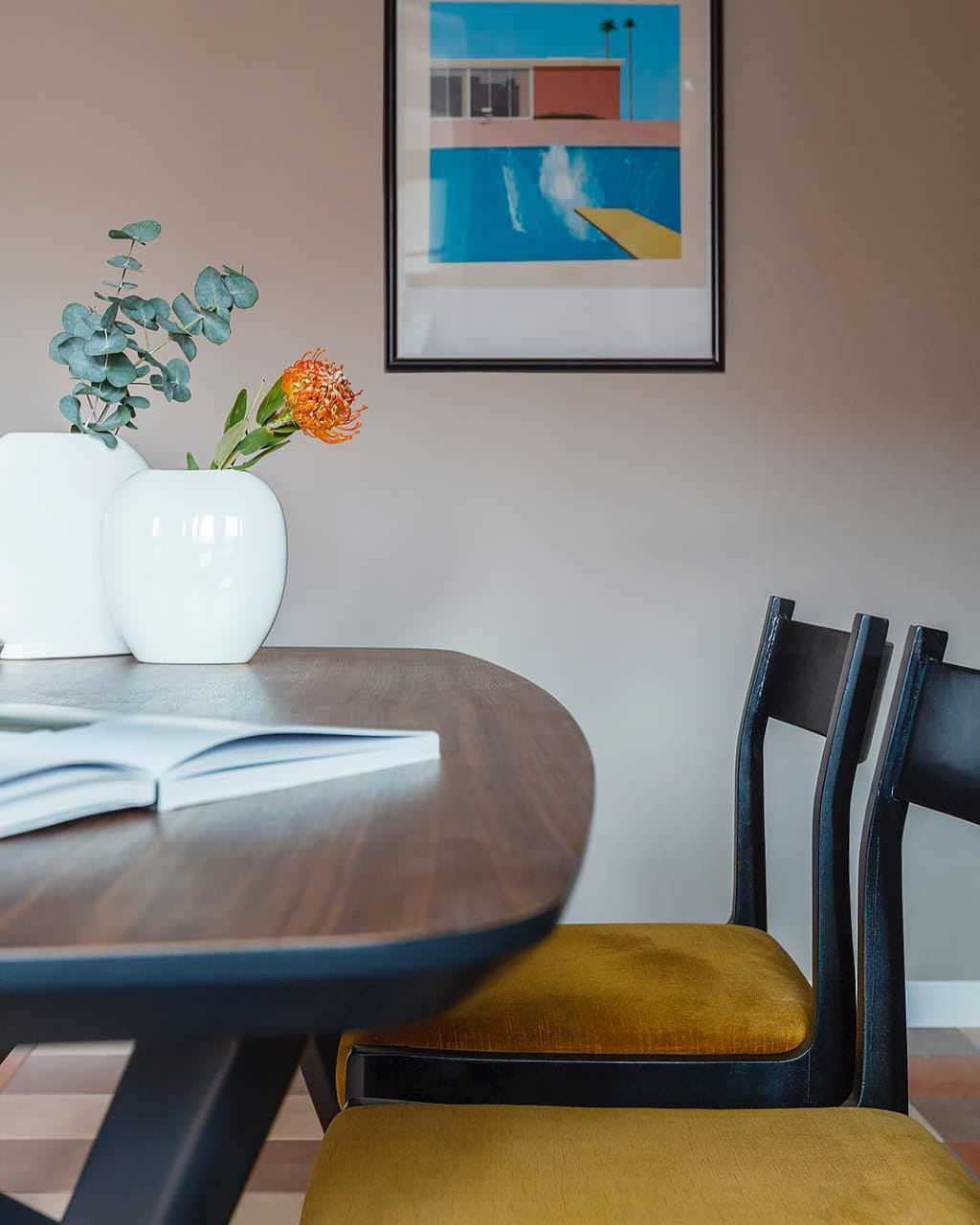 Стол Johann в проекте однокомнатной квартиры Анны Шалаевой