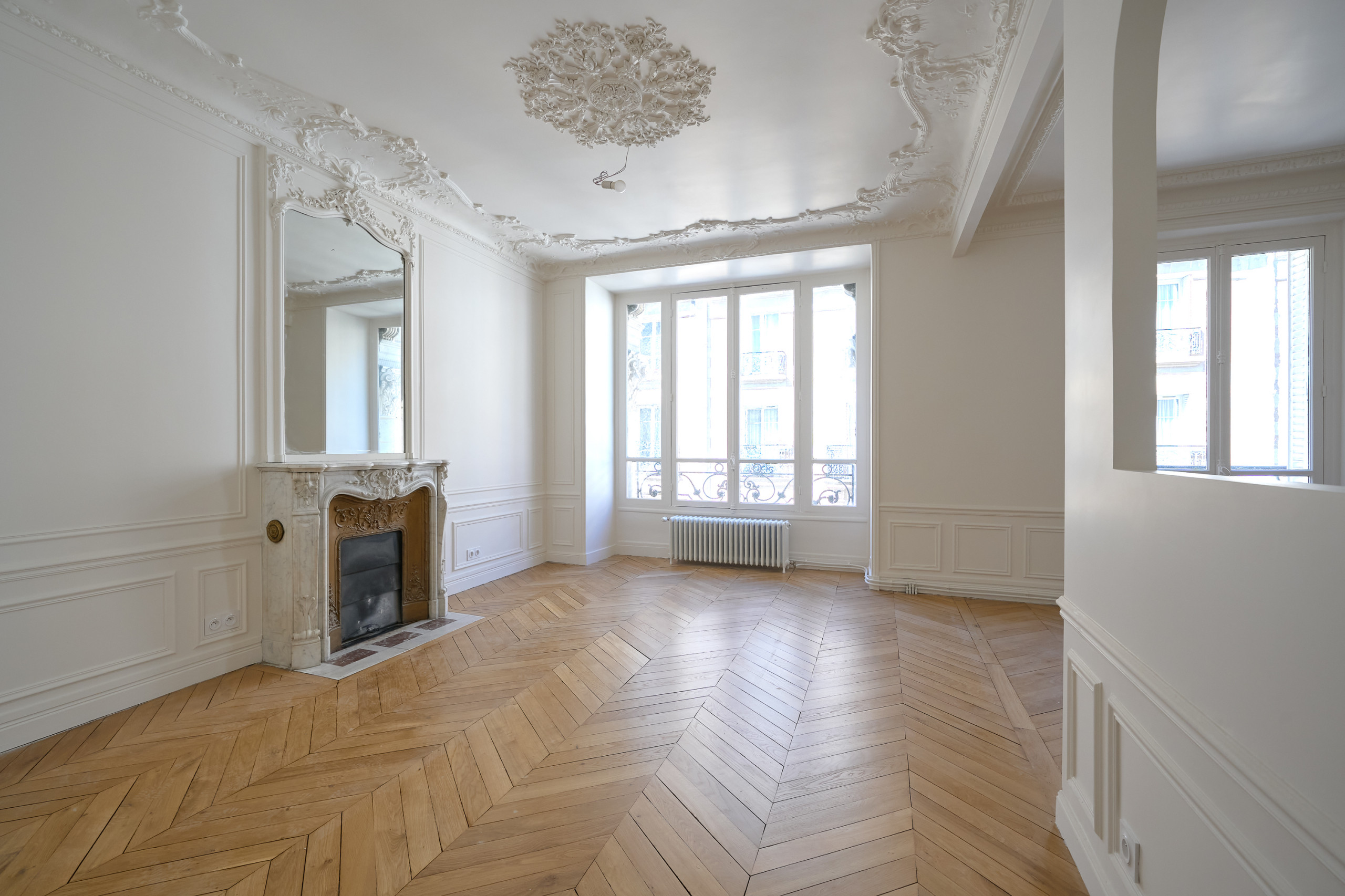Rénovation et mise en valeur d'un appartement parisien à la Gare de Lyon