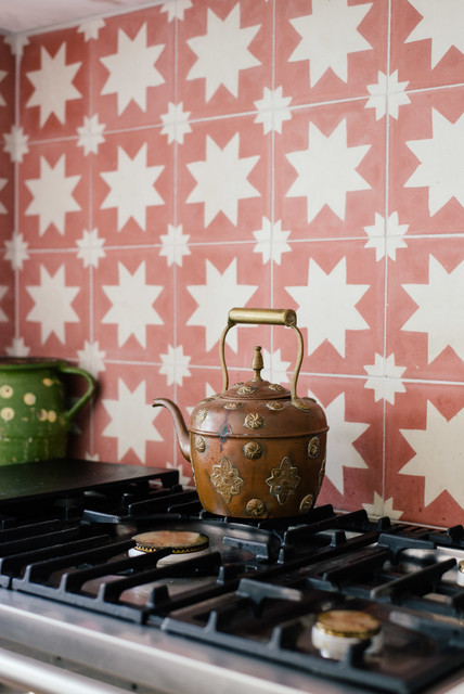 The Datchworth Kitchen by deVOL country-kitchen
