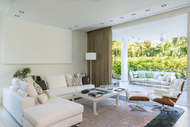 Key Biscayne Residence contemporary-family-room