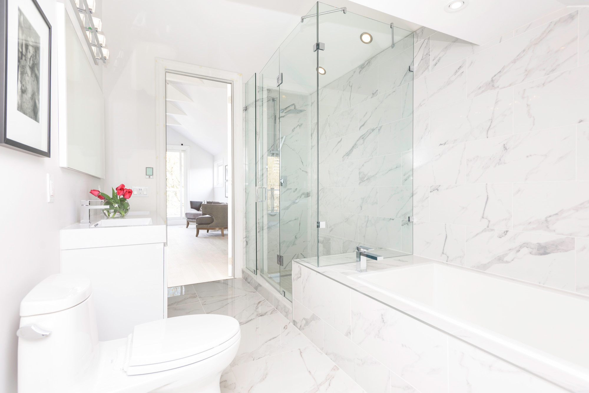Bright 4 pc Ensuite