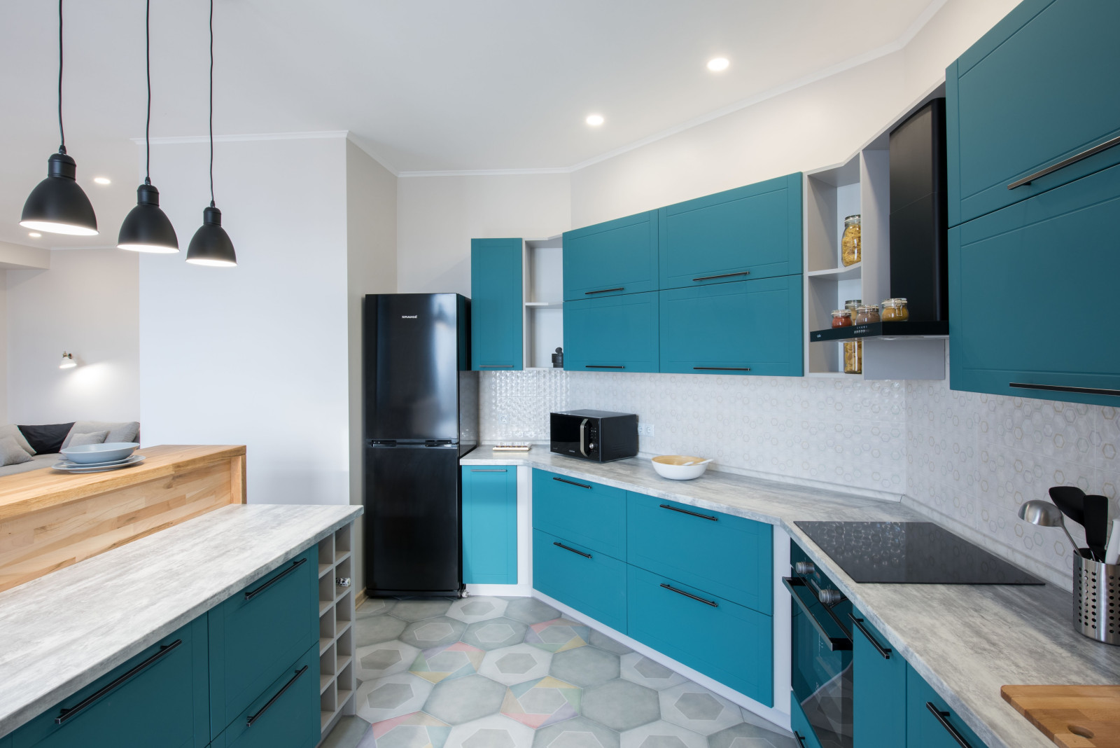 Простор и свет:  четырехкомнатная квартира (186.00m²) на 18 этаже