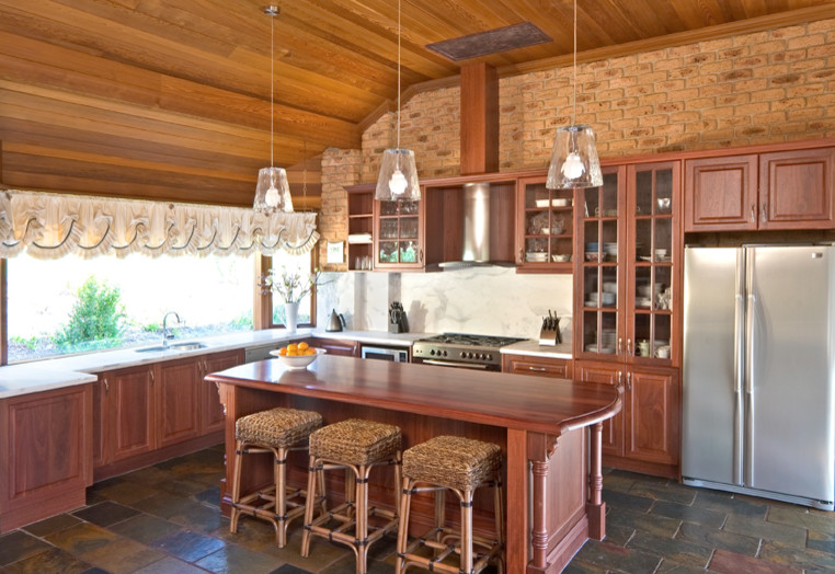 This is an example of a transitional kitchen in Melbourne.