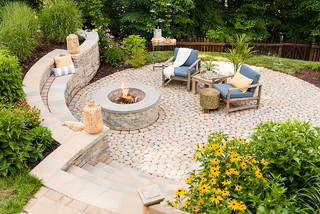 How to Design a Low-Maintenance Yard (12 photos)