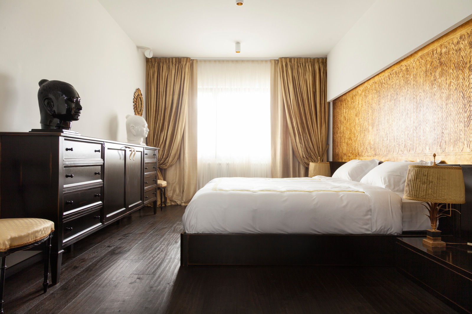 Трехкомнатная квартира на Ленинском проспекте