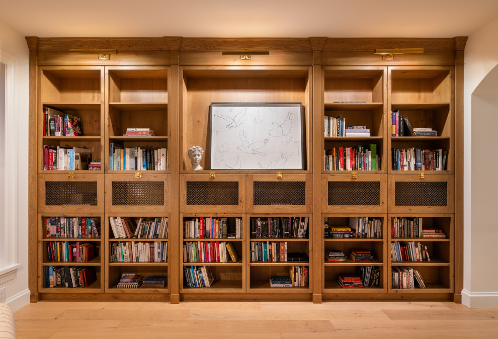 Example of a transitional home design design in Vancouver