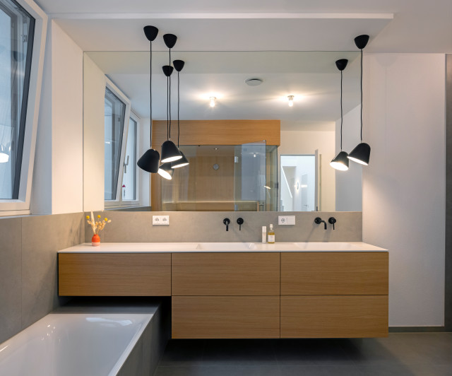 framed contemporary-badrum