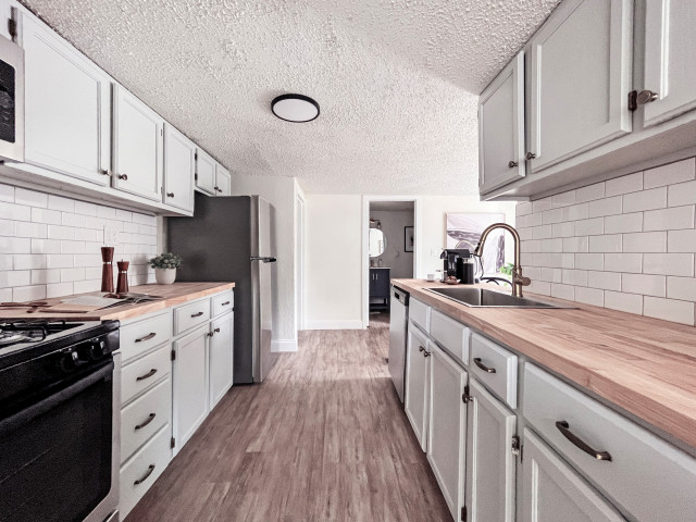 Studio Define - Interior Design kitchen