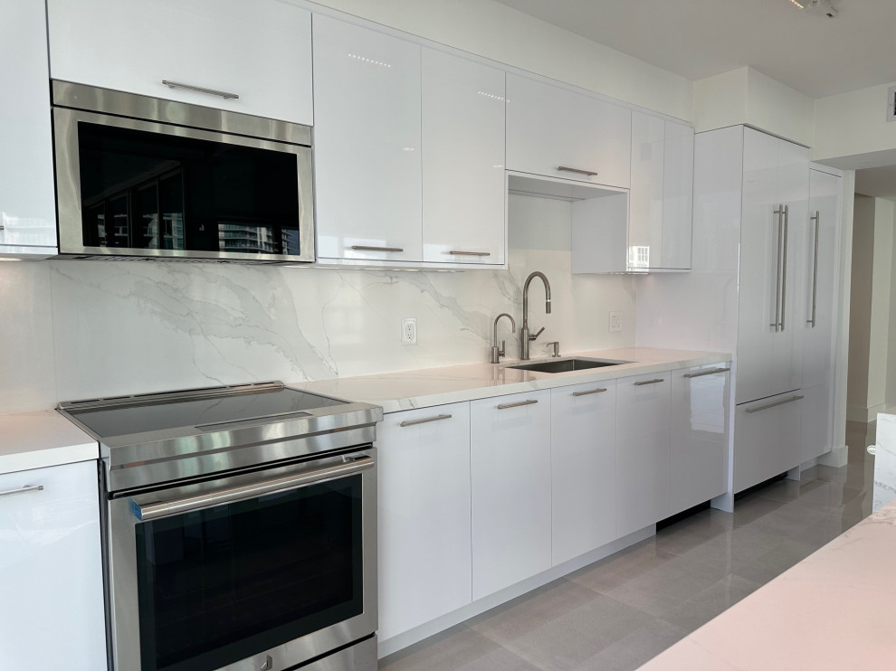 Sunny Isles Beach - 3 Bedroom / 3 Bath full renovation