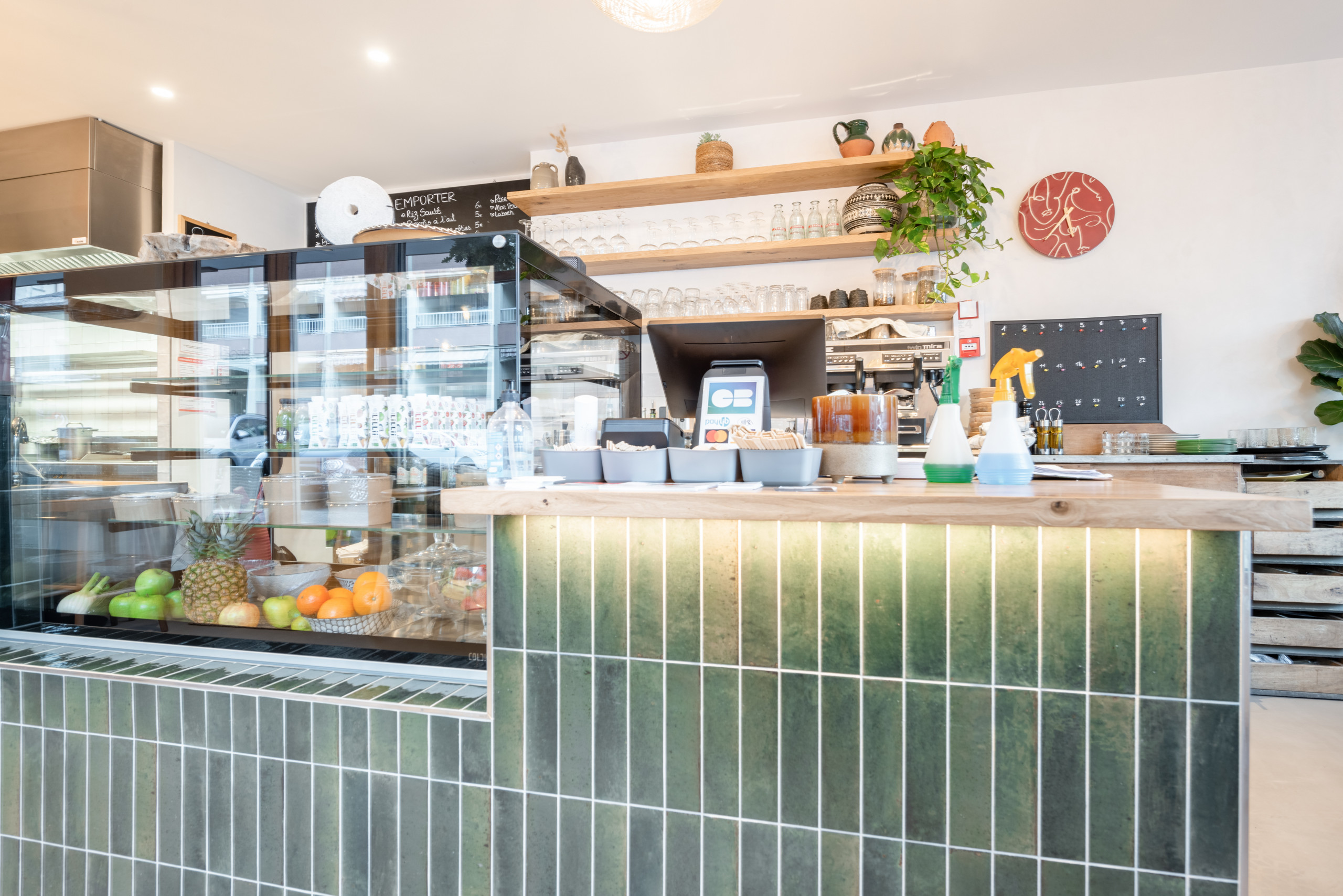Sainte-Maxime - Restaurant Roots | Agencement en sur-mesure