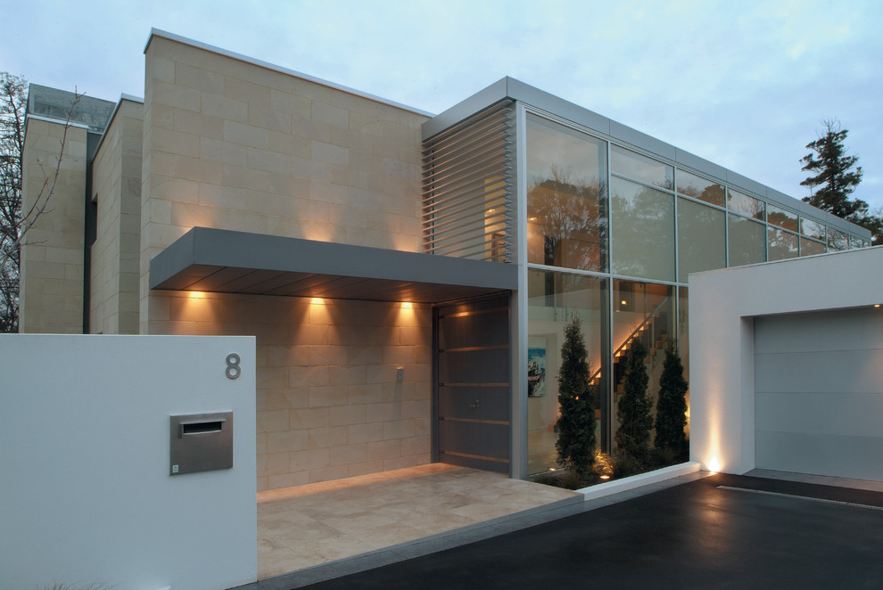 Photo of a contemporary entryway in Christchurch.