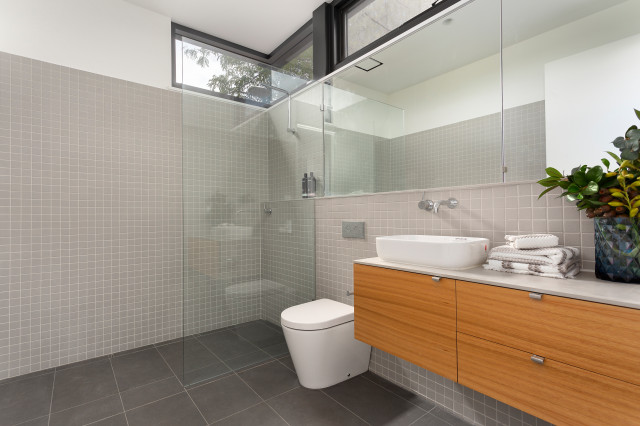 Como St contemporary-bathroom