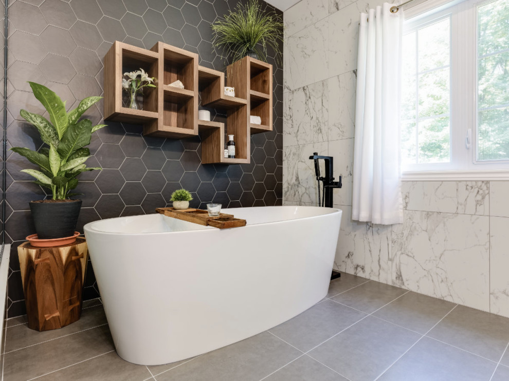 Example of a large trendy master porcelain tile porcelain tile, gray floor and single-sink bathroom design in Ottawa with flat-panel cabinets, medium tone wood cabinets, an undermount sink, quartz countertops, a hinged shower door, white countertops and a freestanding vanity