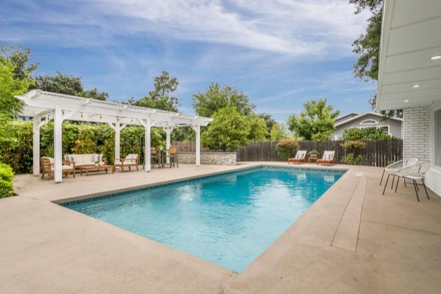La Canada 3 Bedroom + Pool House