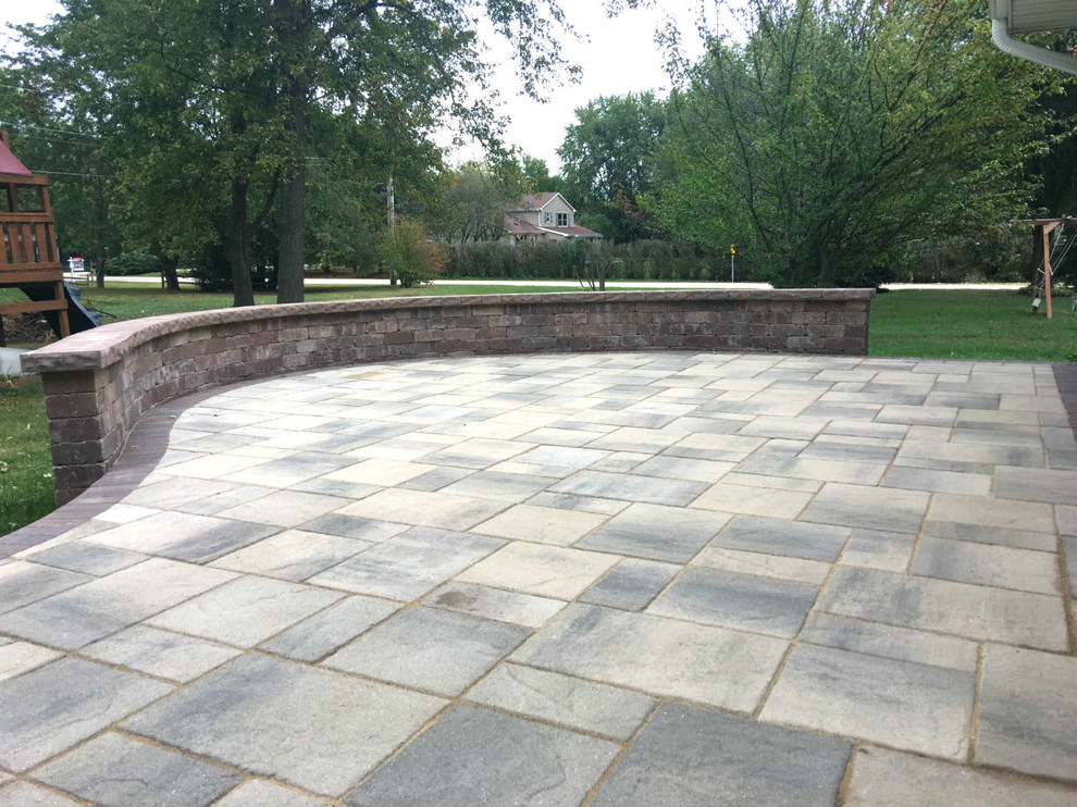 Belgard Paver Patio Design with Seat Wall in Gurnee, IL ...