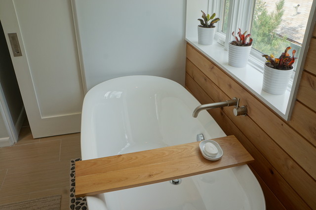Attic Conversion scandinavo-stanza-da-bagno