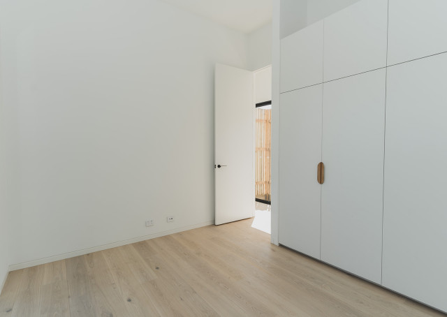 Fallons contemporary-sovrum