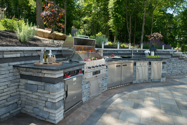 Customed Unilock Rivercrest Wall Grill Area On A Beacon Hill Flagstone
