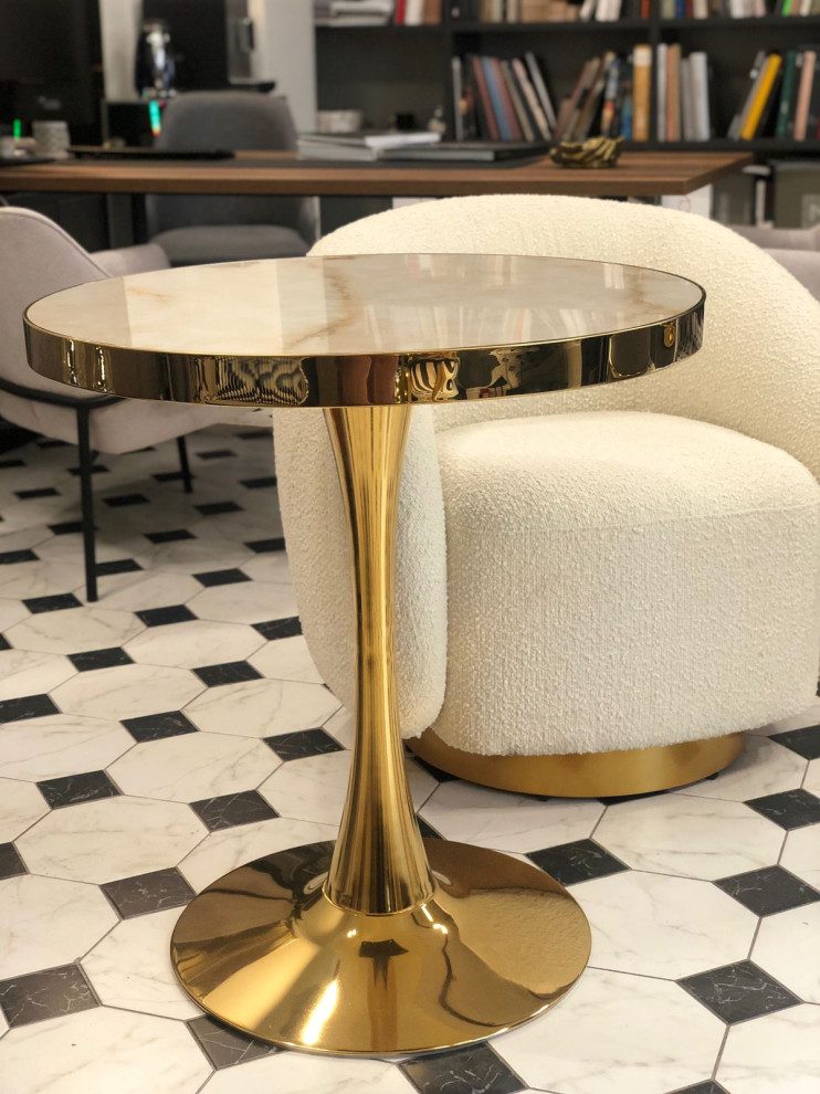 Салон Москва