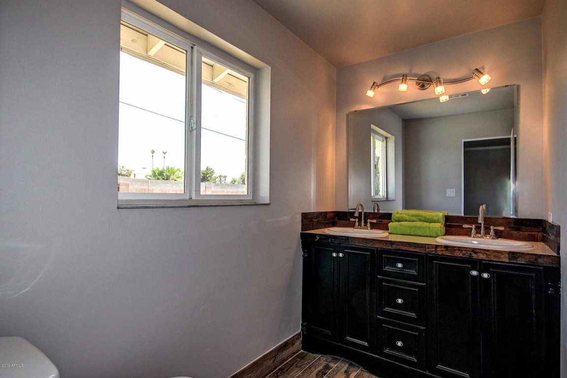 Cozy Master Bath