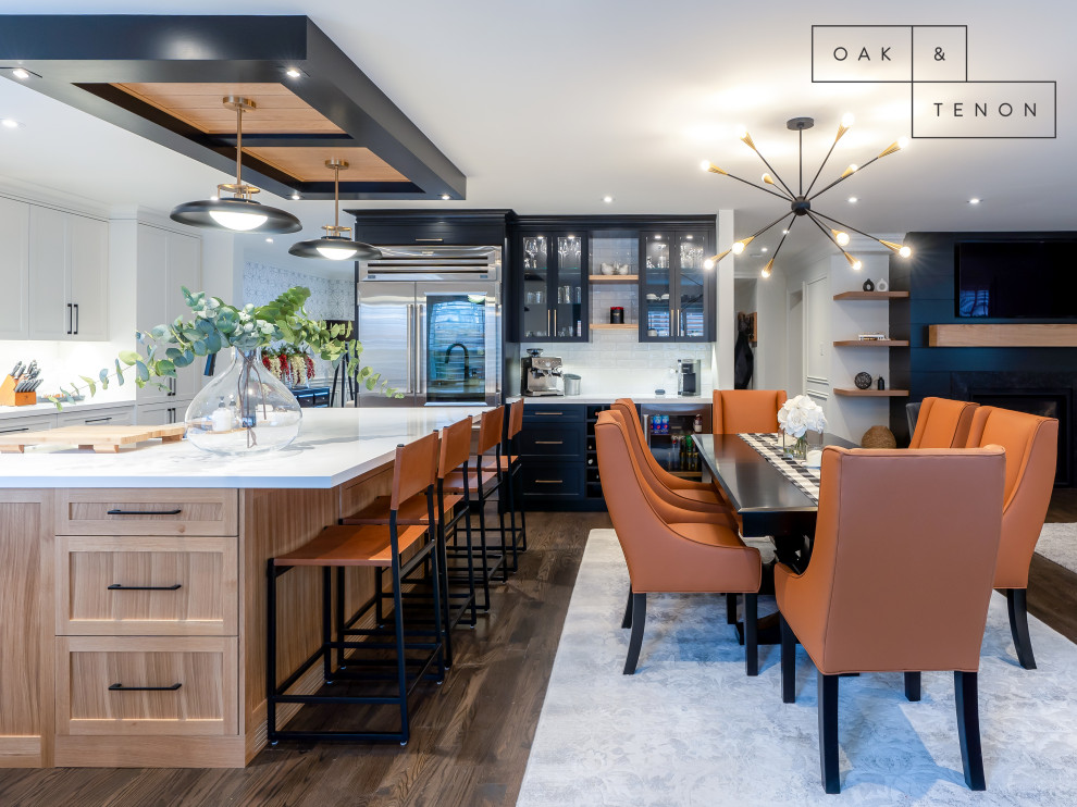 Inspiration for a transitional home design remodel in Toronto