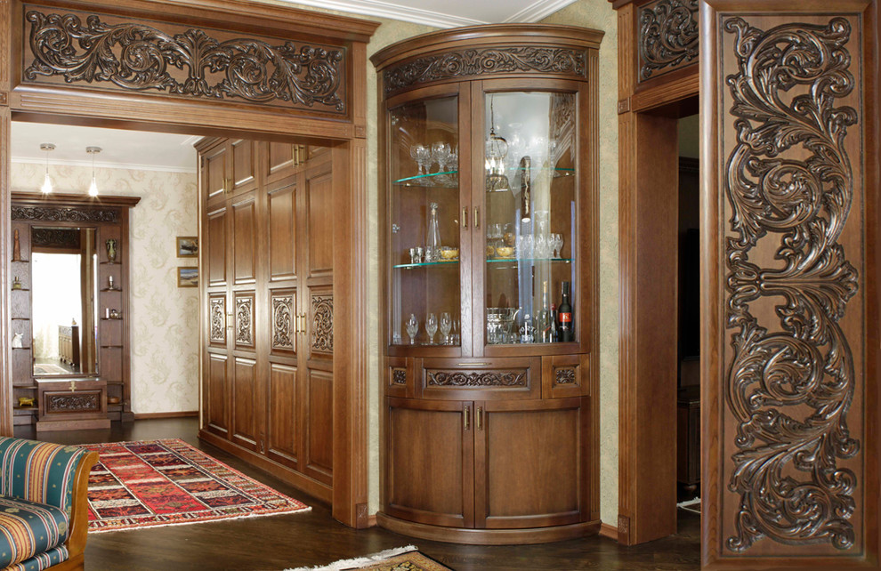 Квартира в частном доме. Классика.