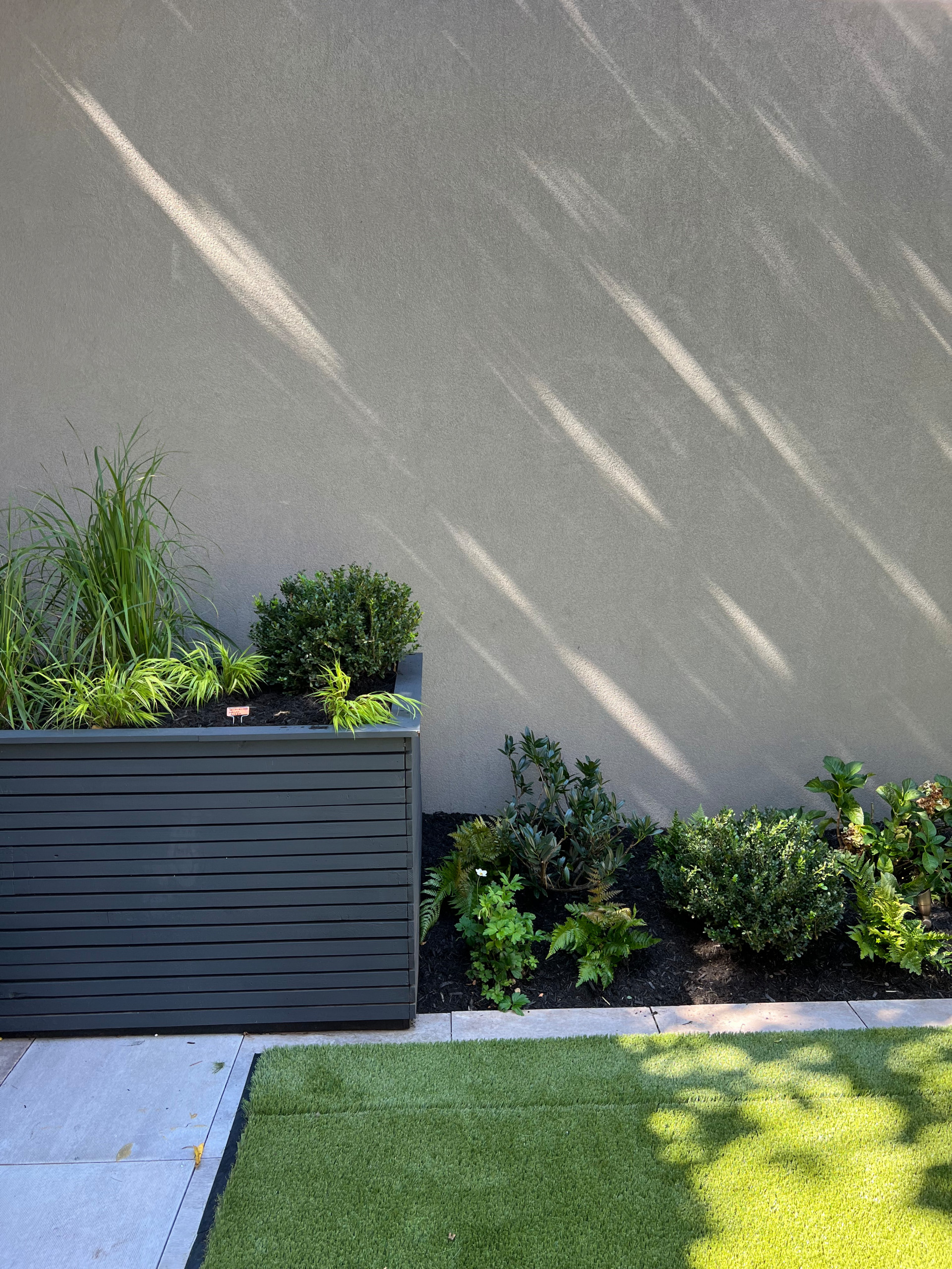 Williamsburg Terrace Garden